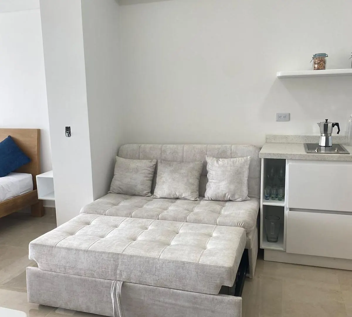 Apartasuite Cartagenabeach Crespo 0*, Cartagena